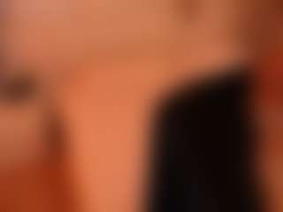 LilyCollins18's Live Sex Cam Show