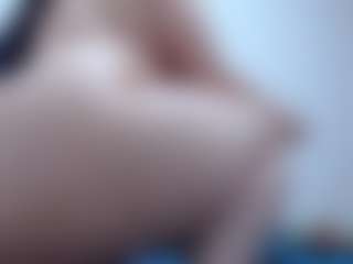pamelaa-19's Live Sex Cam Show
