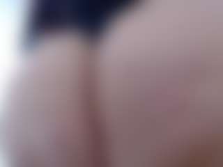 Live cam show with pamelaa-19 - Blonde Hair Curvy on TottyGirls