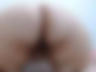 Live cam show with pamelaa-19 - Ass Clapping on Camsoda