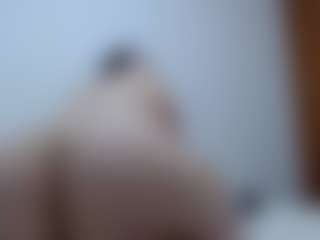 pamelaa-19's Live Sex Cam Show