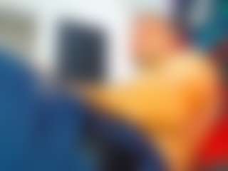 frezis19cm's Live Sex Cam Show