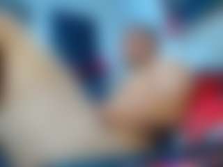 frezis19cm's Live Sex Cam Show