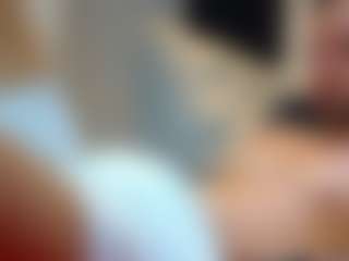 frezis19cm's Live Sex Cam Show