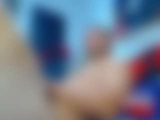 Live cam show with frezis19cm - Big Balls on Camsoda