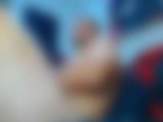 Live cam show with frezis19cm - Black Hair on StripNow