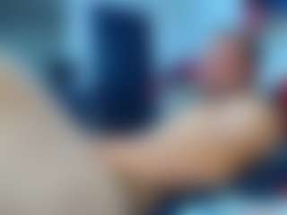 frezis19cm's Live Sex Cam Show