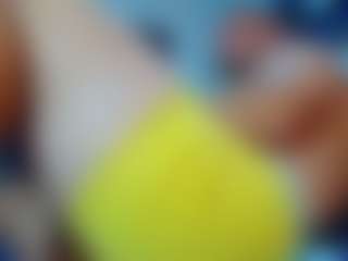 frezis19cm's Live Sex Cam Show