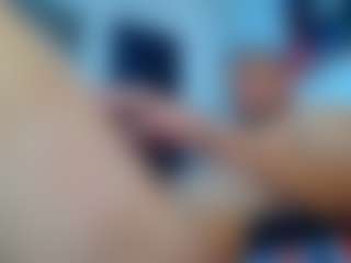 frezis19cm's Live Sex Cam Show