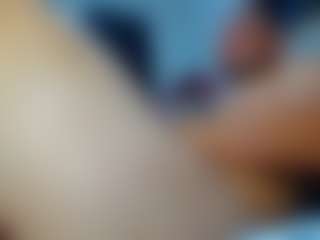 Live cam show with frezis19cm - Muscular on https://playwithruby.com