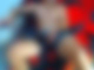 Live cam show with frezis19cm - Facial on Camsoda