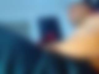 frezis19cm's Live Sex Cam Show