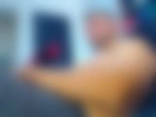 Live cam show with frezis19cm - Bedroom on Dolls Live