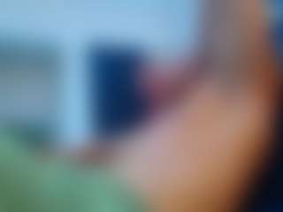frezis19cm's Live Sex Cam Show