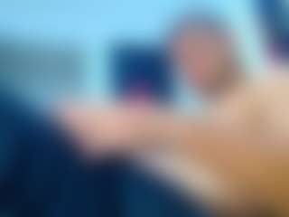 frezis19cm's Live Sex Cam Show