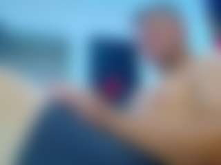 Show de cam en vivo con frezis19cm - Big Cock en Camsoda