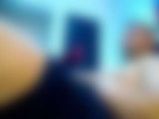 Live cam show with frezis19cm - Orgasm on WildCum