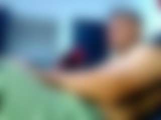Live cam show with frezis19cm - Bedroom on Mixed Magazine Live