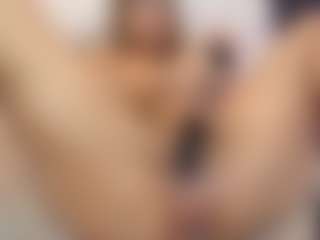 miaabrownn's Live Sex Cam Show