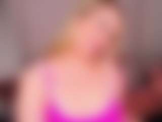 Live cam show with Nelly-Lamb - Doggy on Camming Site