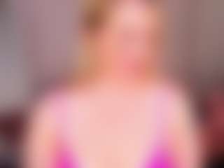Live cam show with Nelly-Lamb - Hidden Cam on Chatstar