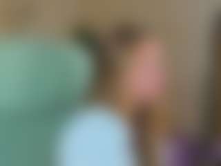 Live cam show with Nelly - New Shaved Pussy on realtime-chat