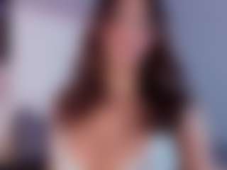 Bellahottestt's Live Sex Cam Show