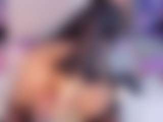 Bellahottestt's Live Sex Cam Show
