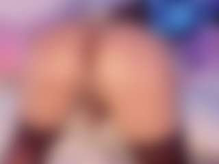 Bellahottestt's Live Sex Cam Show