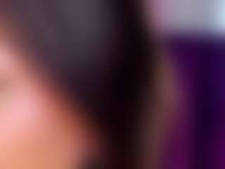 Live cam show with KellyCuutie - Doggy on Free Soda