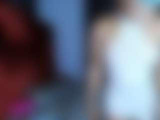 CrystalXebony's Live Sex Cam Show
