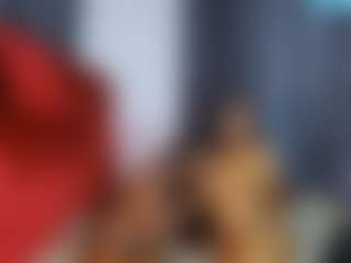 Live cam show with CrystalXebony - Squirt on Milfs Live