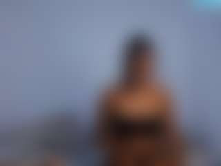 CrystalXebony's Live Sex Cam Show