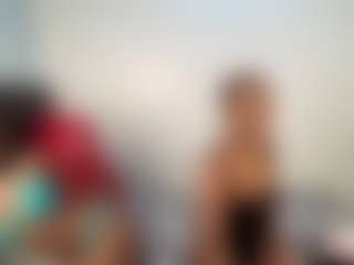 Live cam show with Niya - Ebony on realtime-chat