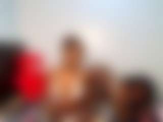 Live cam show with Niya - No Smoking on AdultVida.com
