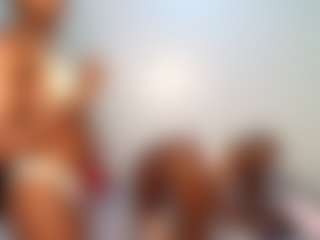 Live cam show with Niya - Gagging on fuklive.com