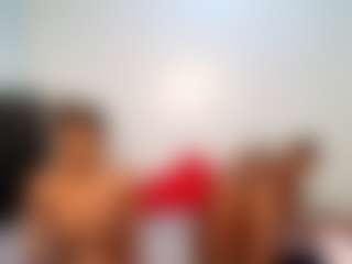 Live cam show with Niya - Gagging on Fit Hotties