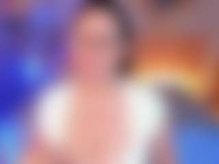 Live cam show with Annie - Tittyfuck on Milfs Live