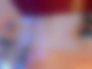 Live cam show with Annie - Grandes Tetas on sexylive.show