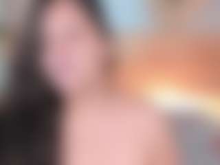 Live cam show with Annie - Mature Young Adult on CamClone