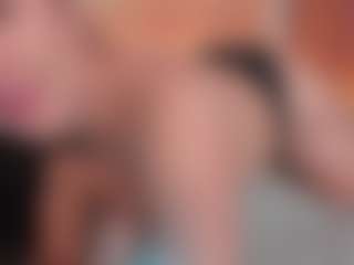 Live cam show with Annie - Strip Mature on SpankPalCams