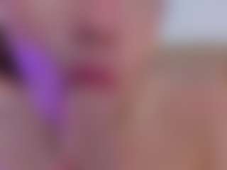 Live cam show with gipsela-gomez - Blonde Hair Curvy on TottyGirls