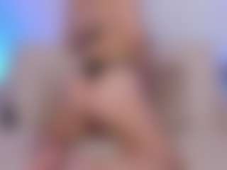 Live cam show with katyClark - Natural on xDating