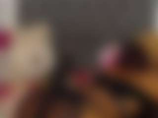 Live cam show with lucianadolll - Young Adult on Dolls Live