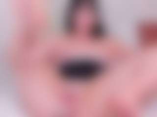 Live cam show with emilyy01 - Glasses on livesuperchat.net