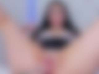 emilyy01's Live Sex Cam Show