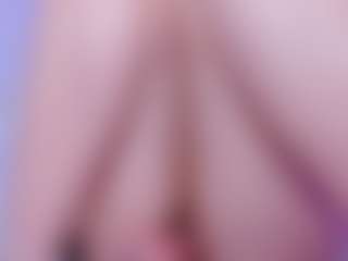 emilyy01's Live Sex Cam Show