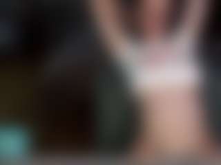Live cam show with Plantbabeee - Public on CamwithHer