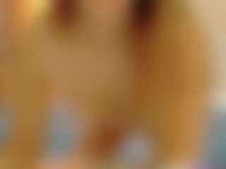 Live cam show with samantamoons - Brown Hair MILF on xDating
