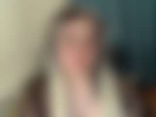 Live cam show with EvaMiron - Genital Piercings on crypto-cams